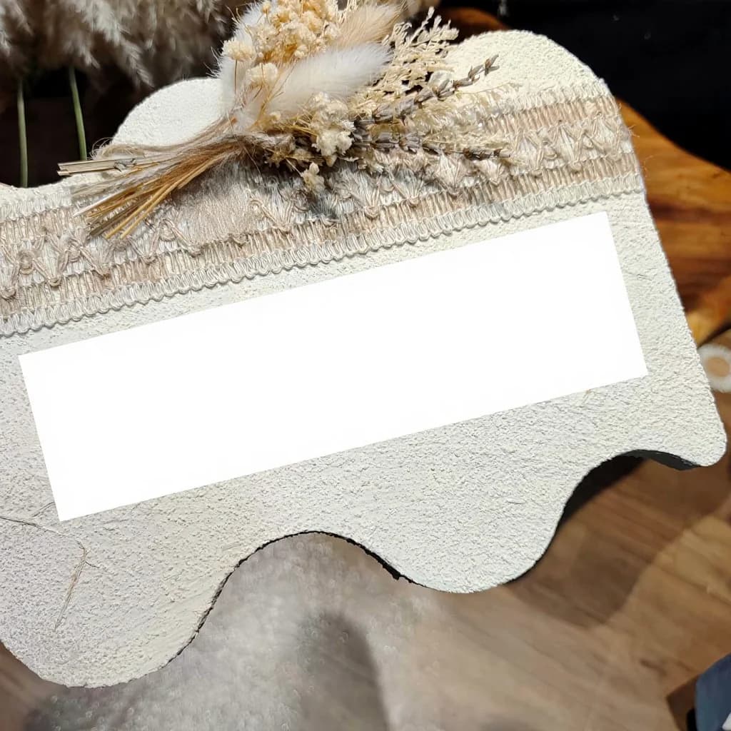 "Kaķa acs" uzliekamie nagi ar stikla pērlītēm, īsa ovāla forma