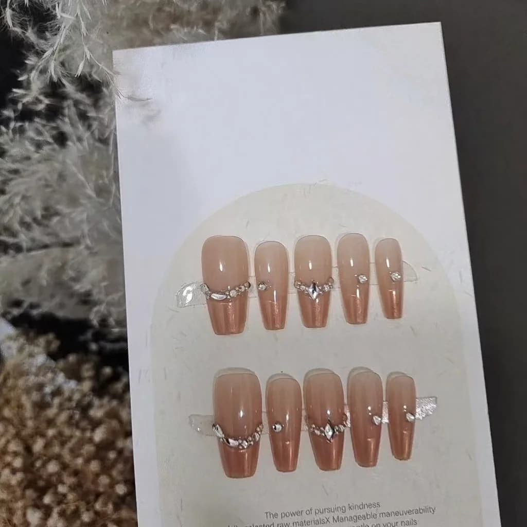 Mākslīgie nagi ar franču manikīru un rhinestones akmentiņiem, 10 gab.