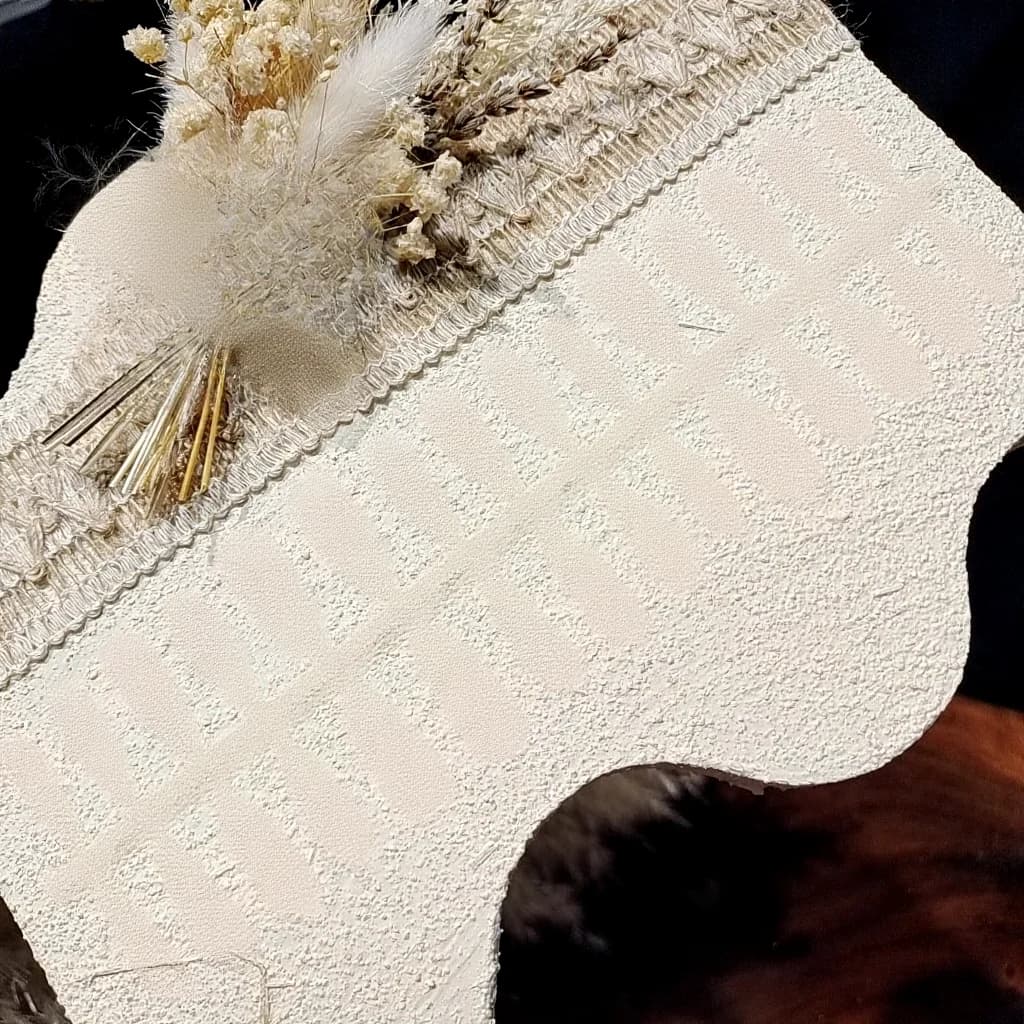 Melni tauriņu rozā tilla uzspiežamie nagi ar lenti