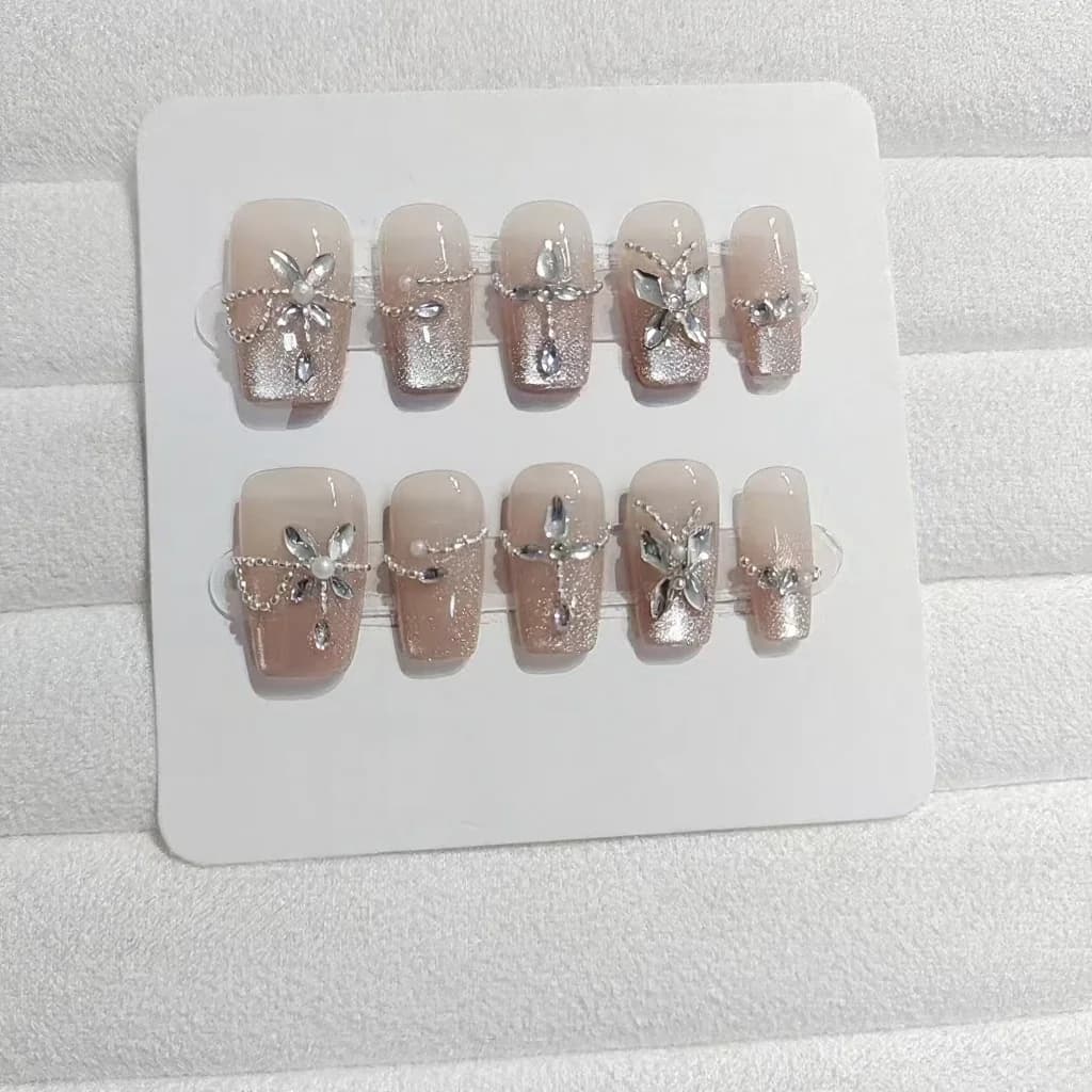 Ledus kristālu tauriņu uzliekamie nagi ar rhinestones, glitera manikīra komplekts