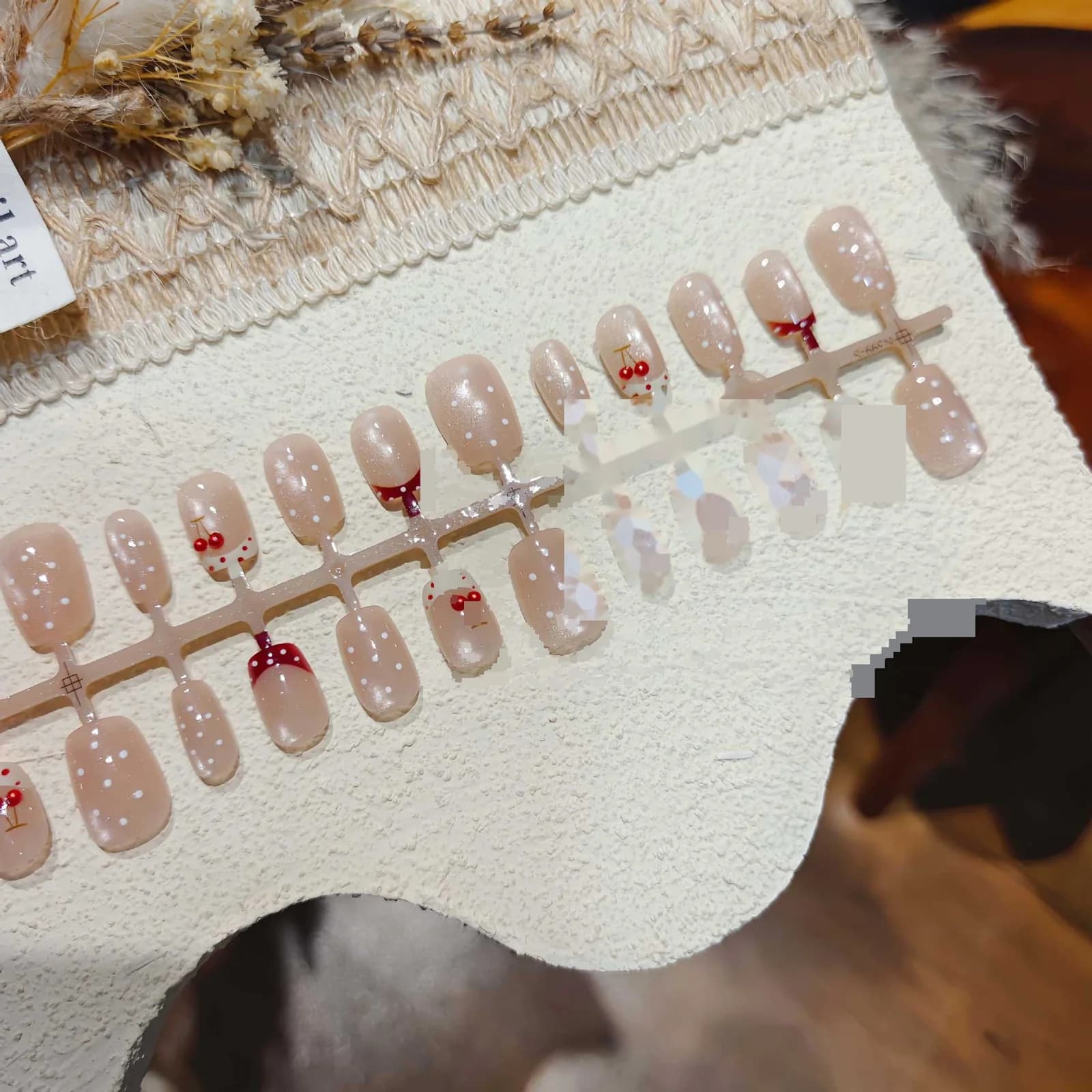 Uzspiežamie nagi ar punktiņu un ķiršu dizainu un rhinestones, īsa baleta forma