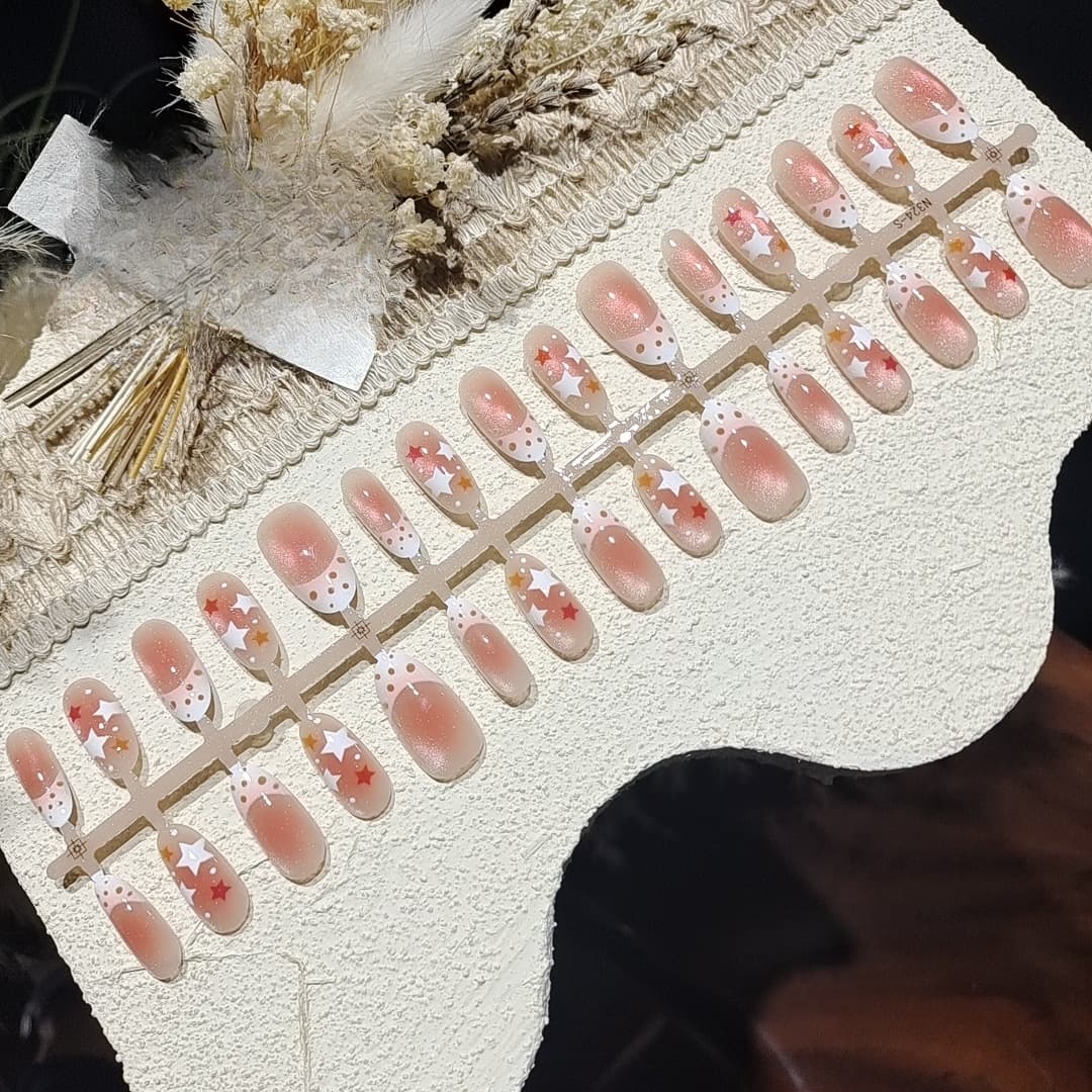 Cat Eye stikla pērlīšu uzliekamie nagi, vidēja ovāla forma, vasaras svaigs stils